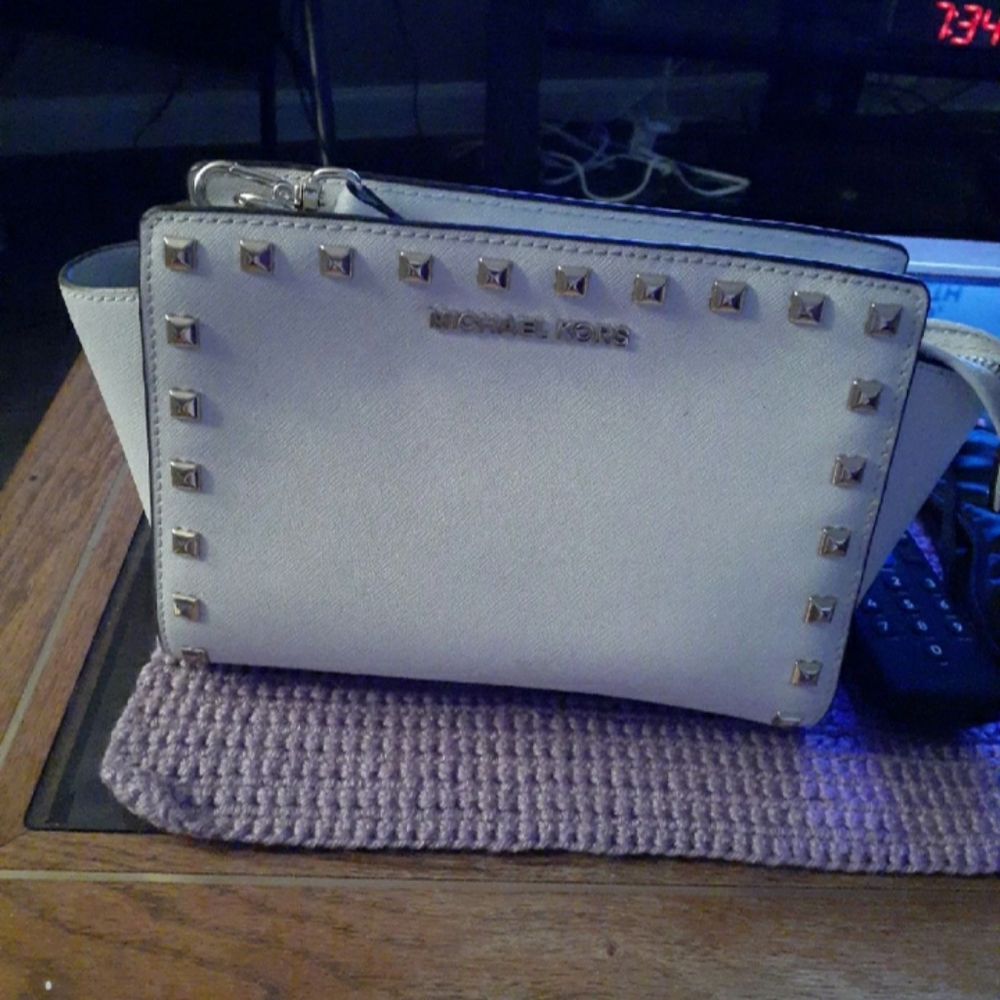 Michael Kors crossbody bag